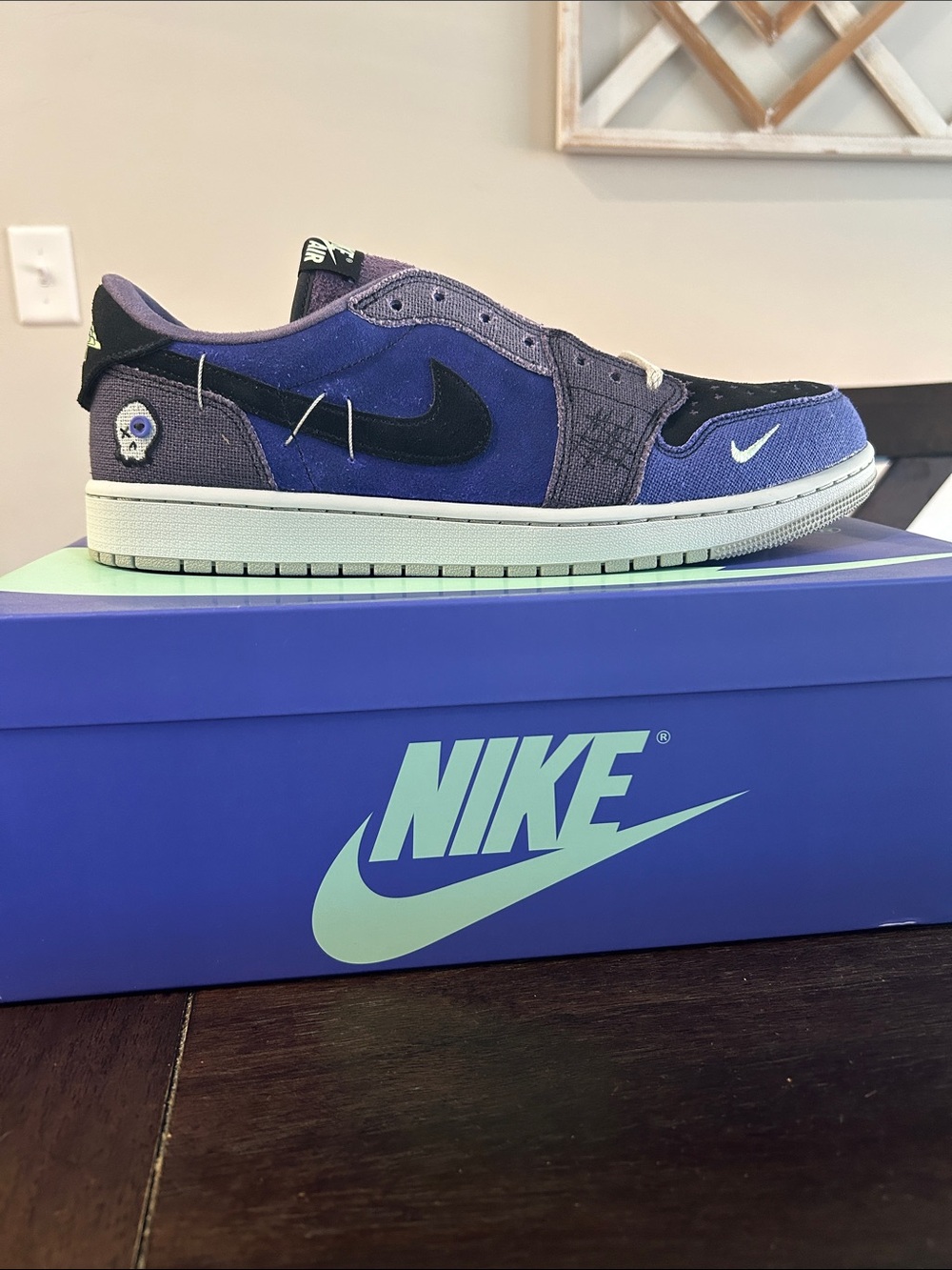 Jordan Low-Top Sneakers in Purple, Black and Lavender